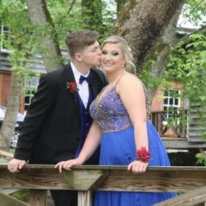 Meet your Posher, Taylor